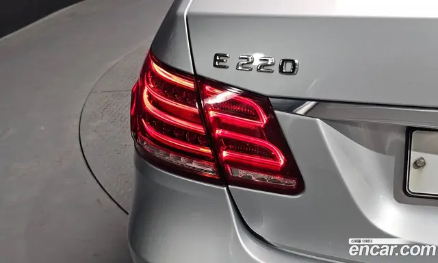 Mercedes-Benz E-Class 2013 2.1 гидро, миниатюра 9 Mercedes-Benz E-Class 2013 2.1 гидро, миниатюра 9