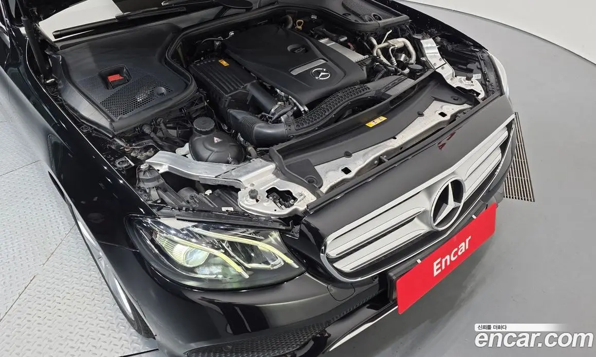 Mercedes-Benz E-Class 2017 2.0 гидро, фото 6 Mercedes-Benz E-Class 2017 2.0 гидро, фото 6