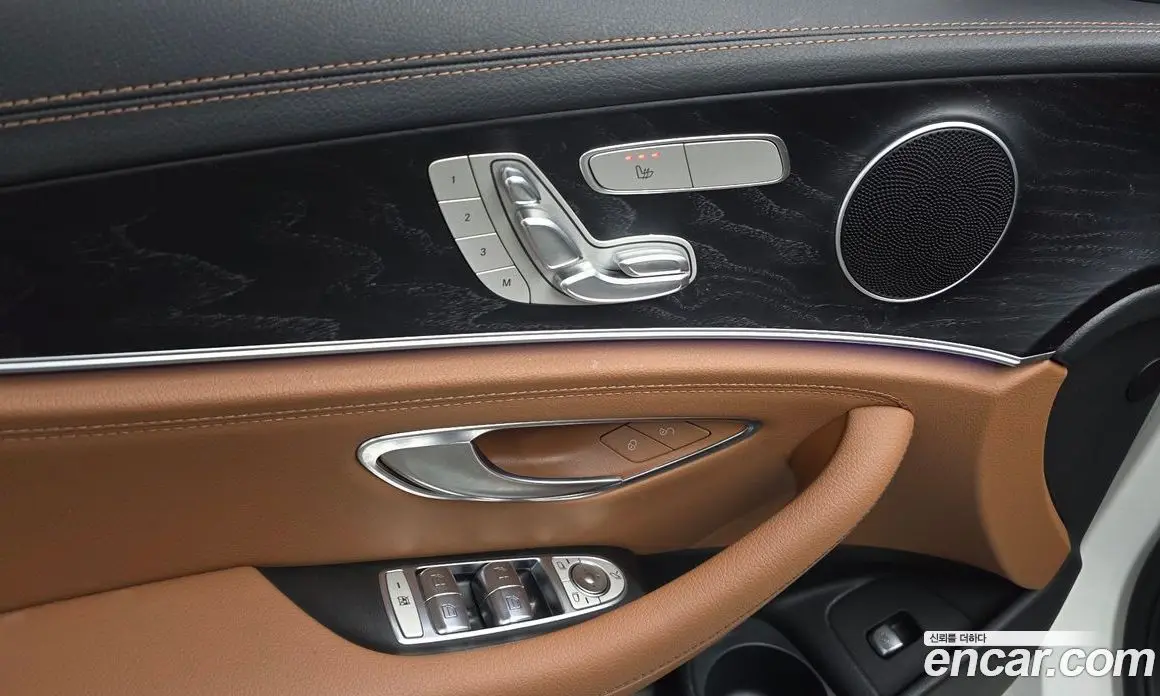 Mercedes-Benz E-Class 2021 1.9 гидро, фото 31 Mercedes-Benz E-Class 2021 1.9 гидро, фото 31