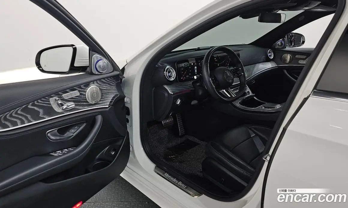 Mercedes-Benz E-Class 2021 2.0 гидро, фото 13