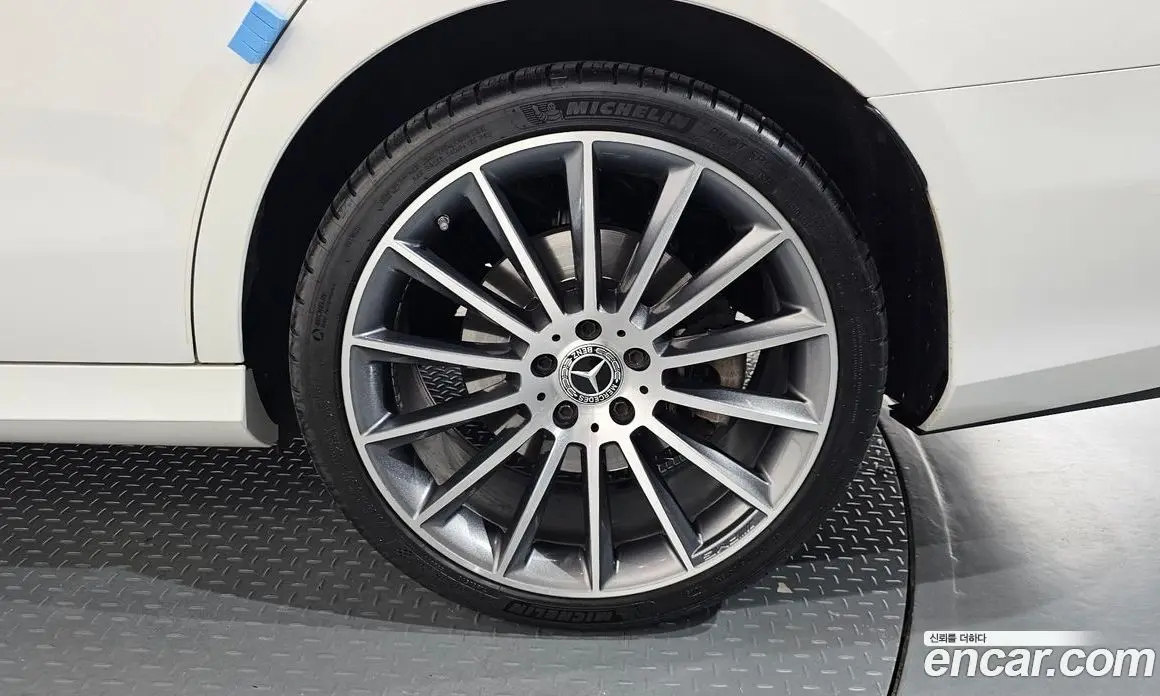 Mercedes-Benz E-Class 2021 2.0 гидро, фото 7