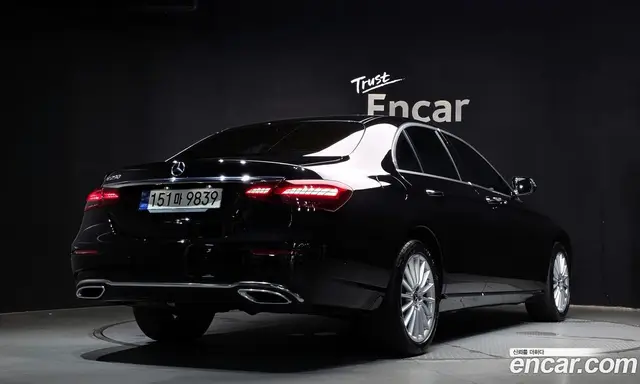 Mercedes-Benz E-Class 2023 2.0 гидро, миниатюра 2 Mercedes-Benz E-Class 2023 2.0 гидро, миниатюра 2