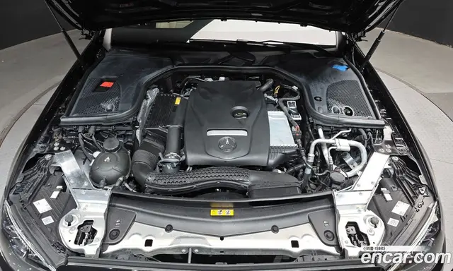 Mercedes-Benz E-Class 2023 2.0 гидро, миниатюра 6 Mercedes-Benz E-Class 2023 2.0 гидро, миниатюра 6