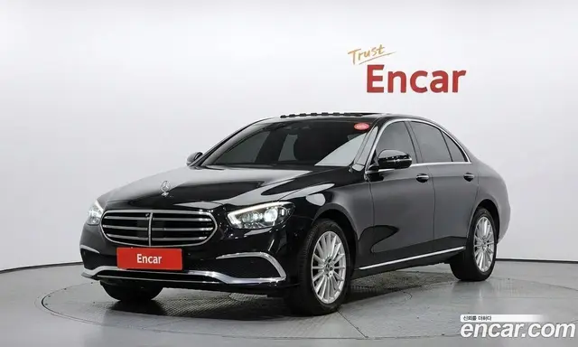 Mercedes-Benz E-Class, 2023, 57 449 км