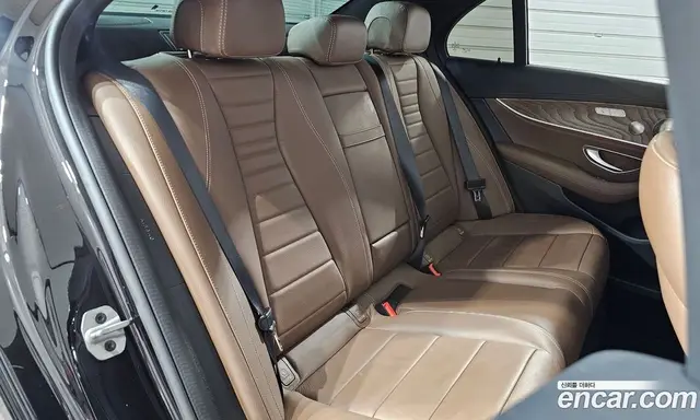 Mercedes-Benz E-Class 2023 1.9 гидро, миниатюра 12