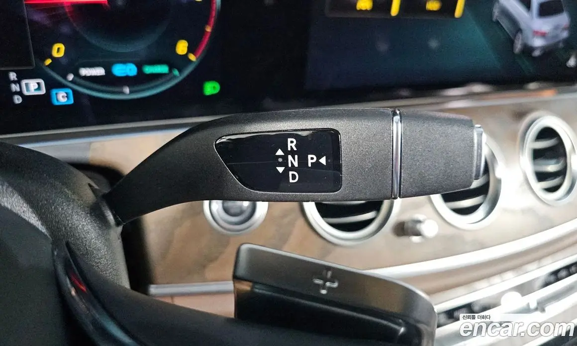 Mercedes-Benz E-Class 2023 1.9 гидро, фото 9