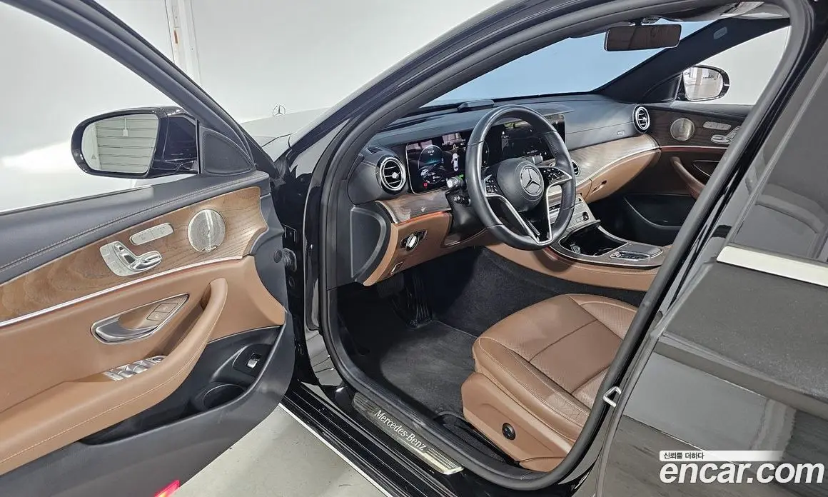 Mercedes-Benz E-Class 2023 1.9 гидро, фото 10