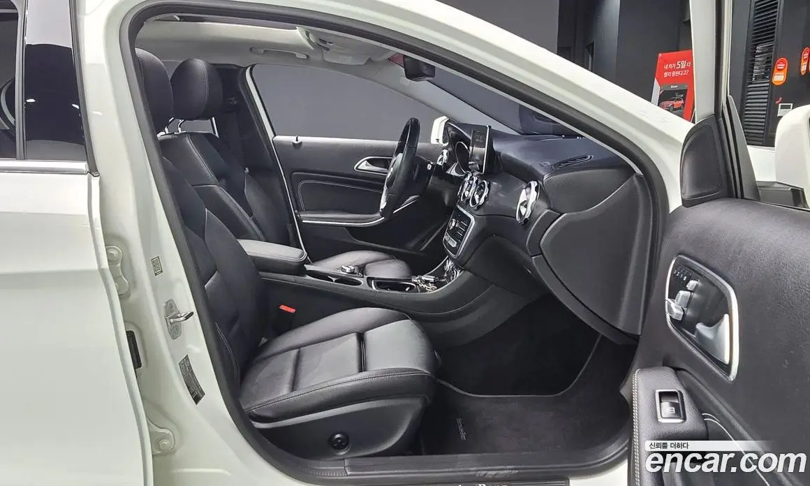 Mercedes-Benz GLA-Class 2019 2.0 гидро, фото 15 Mercedes-Benz GLA-Class 2019 2.0 гидро, фото 15