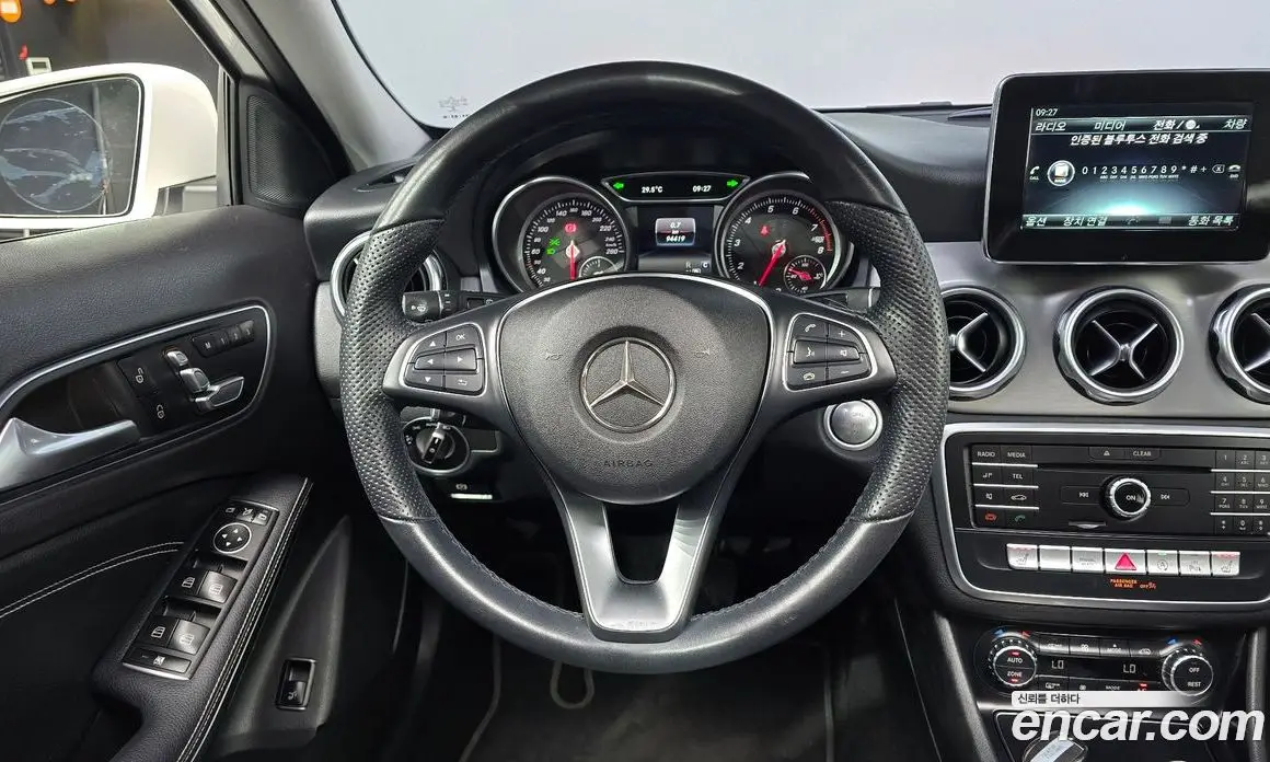 Mercedes-Benz GLA-Class 2019 2.0 гидро, фото 17 Mercedes-Benz GLA-Class 2019 2.0 гидро, фото 17
