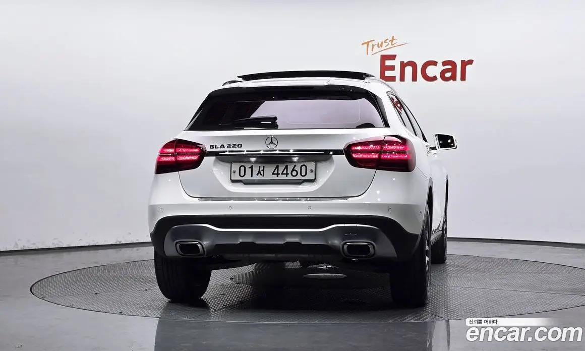 Mercedes-Benz GLA-Class 2019 2.0 гидро, фото 3 Mercedes-Benz GLA-Class 2019 2.0 гидро, фото 3