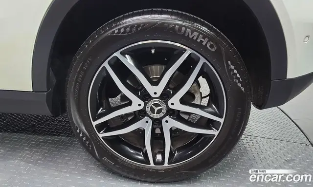 Mercedes-Benz GLA-Class 2019 2.0 гидро, миниатюра 6 Mercedes-Benz GLA-Class 2019 2.0 гидро, миниатюра 6