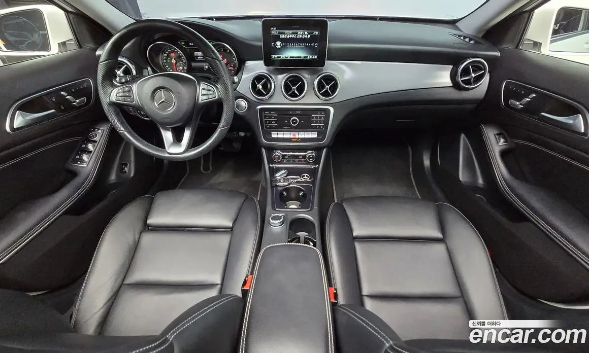 Mercedes-Benz GLA-Class 2019 2.0 гидро, фото 9 Mercedes-Benz GLA-Class 2019 2.0 гидро, фото 9
