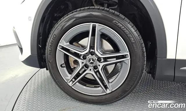 Mercedes-Benz GLA-Class 2023 2.0 гидро, миниатюра 4 Mercedes-Benz GLA-Class 2023 2.0 гидро, миниатюра 4