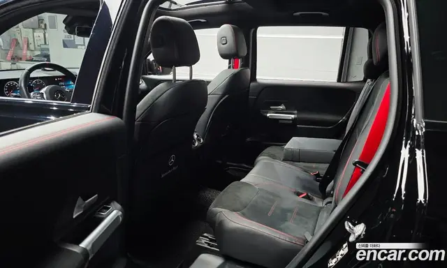 Mercedes-Benz GLB-Class 2023 2.0 гидро, миниатюра 11