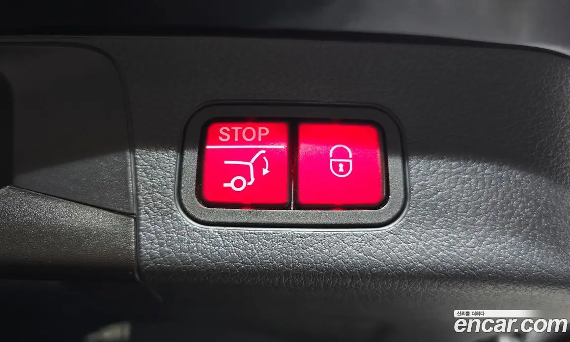 Mercedes-Benz GLB-Class 2023 2.0 гидро, фото 18