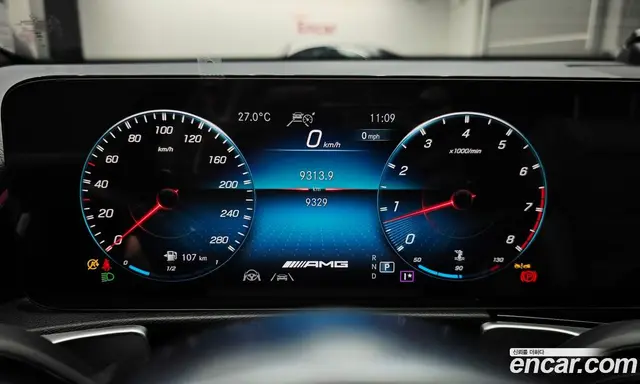 Mercedes-Benz GLB-Class 2023 2.0 гидро, миниатюра 8