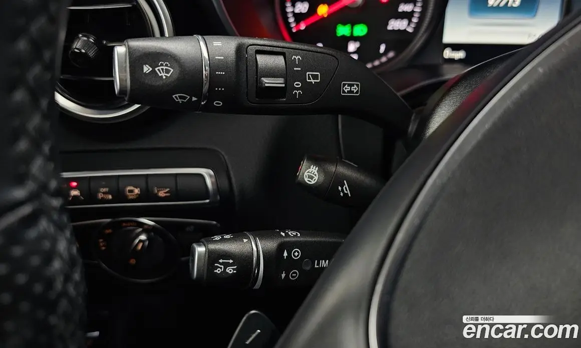 Mercedes-Benz GLC-Class 2018 2.0 автомат (гидро), фото 33