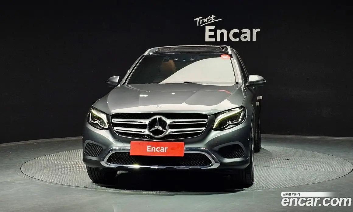 Mercedes-Benz GLC-Class 2018 2.1 гидро, фото 3 Mercedes-Benz GLC-Class 2018 2.1 гидро, фото 3