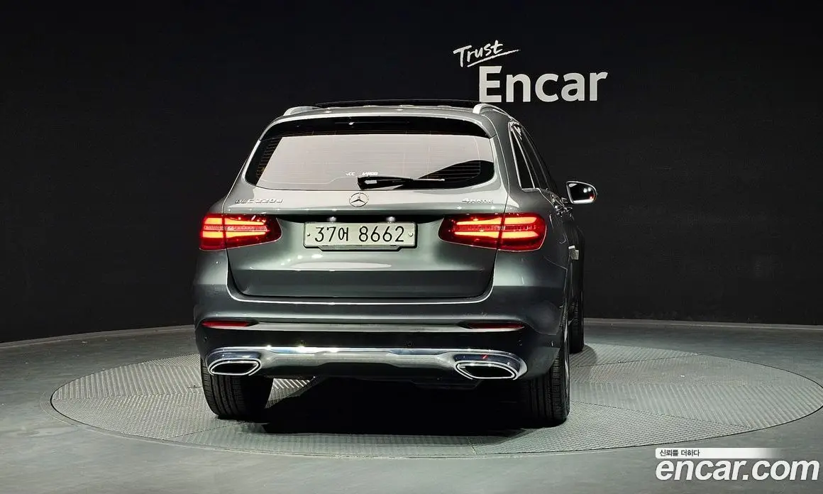 Mercedes-Benz GLC-Class 2018 2.1 гидро, фото 4 Mercedes-Benz GLC-Class 2018 2.1 гидро, фото 4