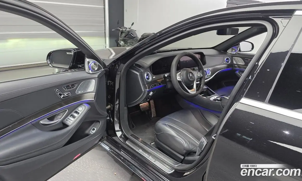 Mercedes-Benz S-Class 2018 3.0 гидро, фото 10 Mercedes-Benz S-Class 2018 3.0 гидро, фото 10