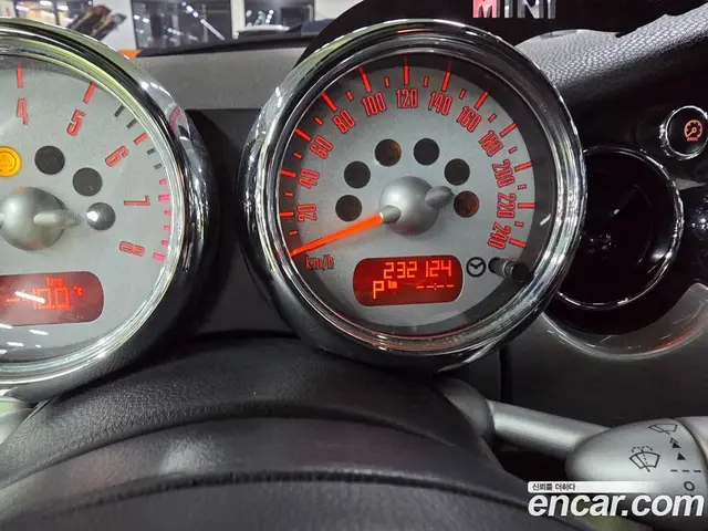 Mini Cooper 2005 1.6 автомат (гидро), миниатюра 6