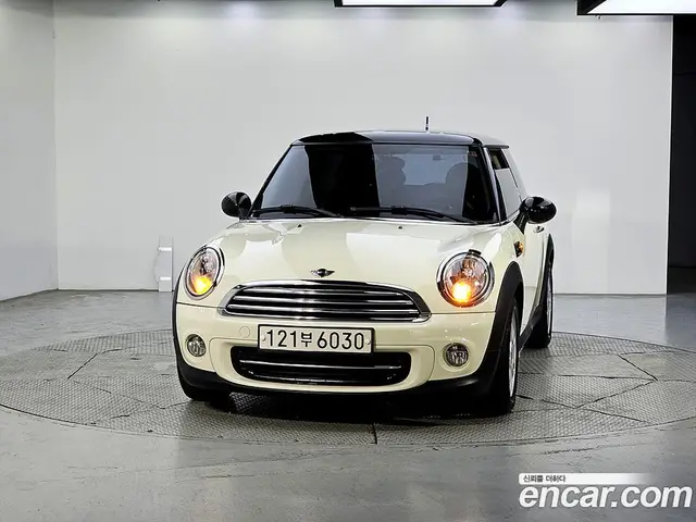 Mini Cooper 2013 1.6 автомат (гидро), миниатюра 3