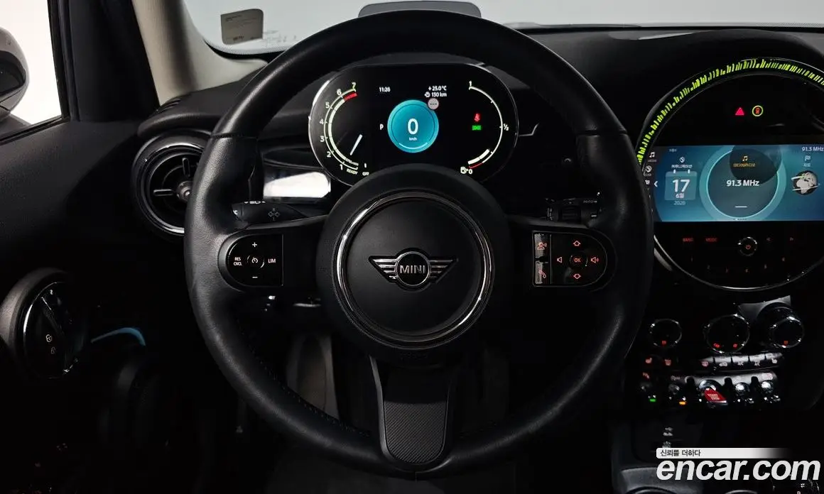 Mini Cooper 2024 1.5 автомат (гидро), фото 18