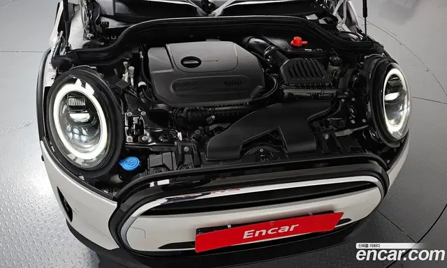 Mini Cooper 2024 1.5 автомат (гидро), миниатюра 5