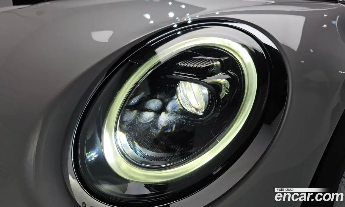 Mini Cooper 2024 1.5 автомат (гидро), фото 7
