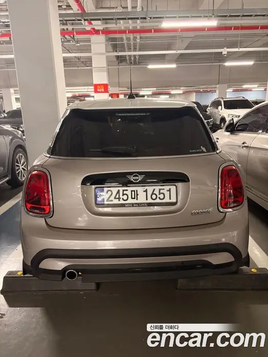 Mini Cooper 2024 1.5 автомат (гидро), миниатюра 4