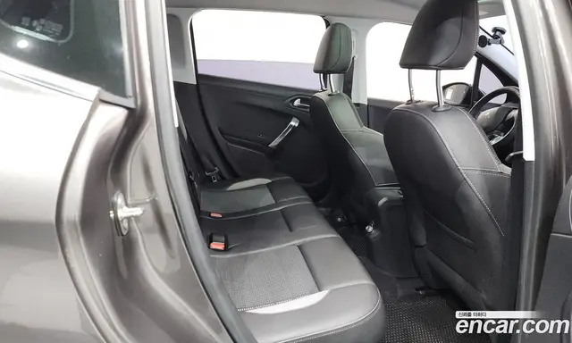 Peugeot 2008 2017 1.6 автомат (гидро), миниатюра 11