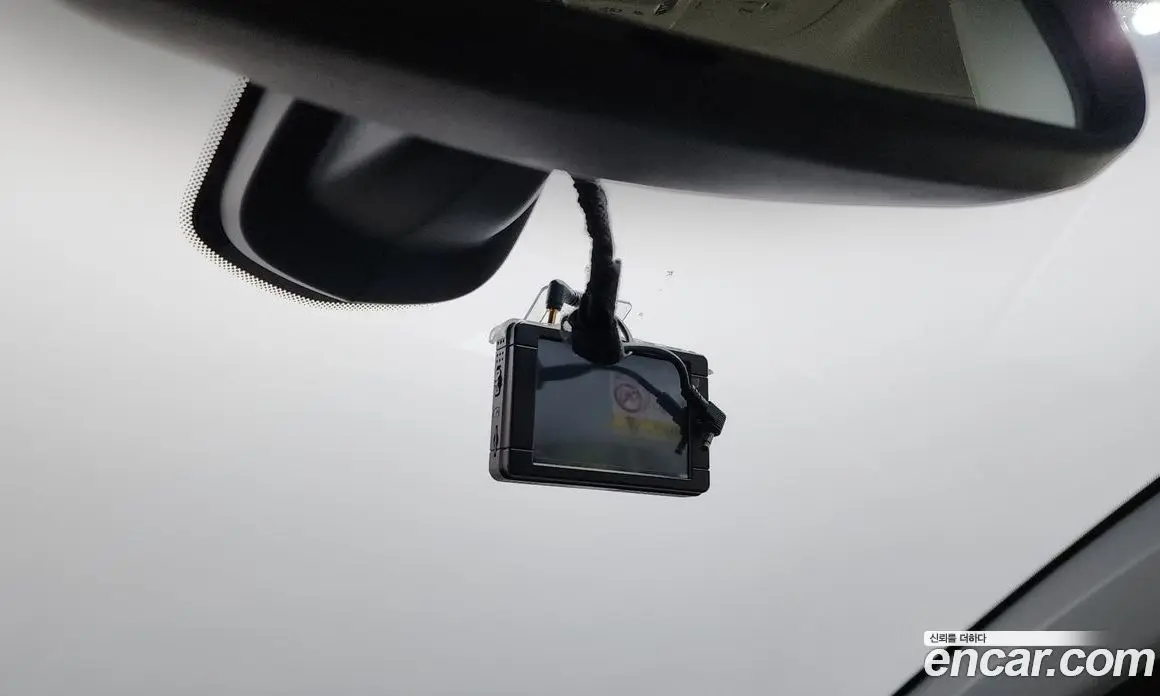 Peugeot 2008 2017 1.6 автомат (гидро), фото 18