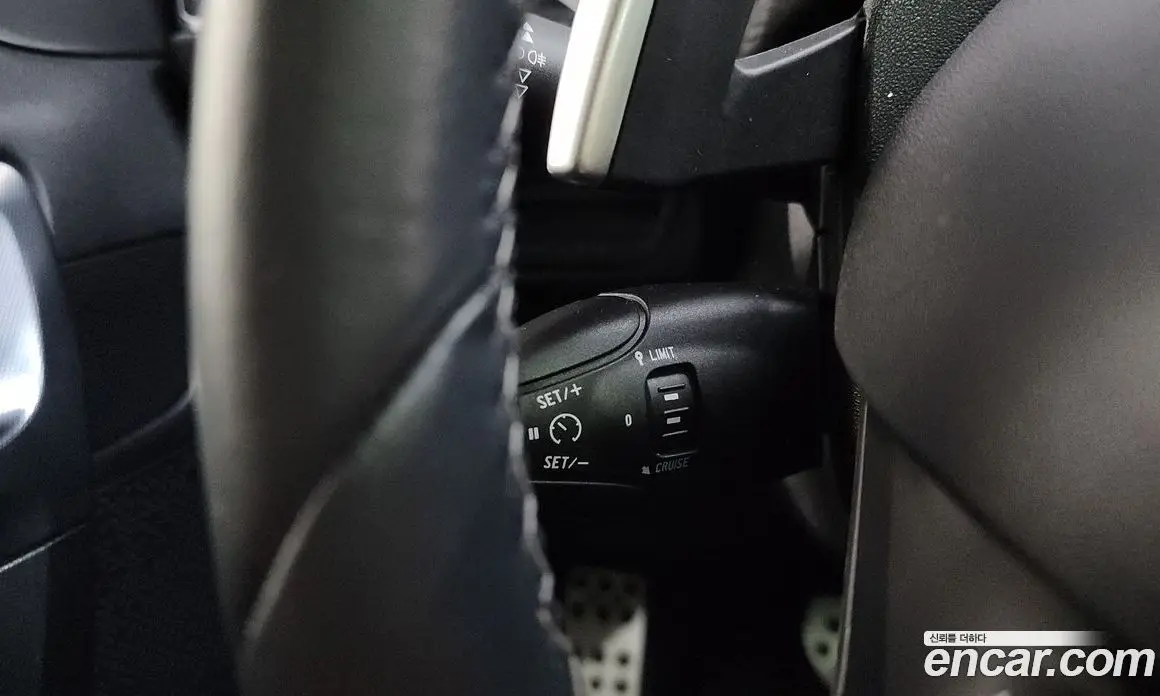 Peugeot 2008 2017 1.6 автомат (гидро), фото 20