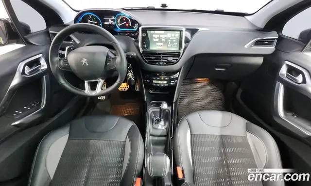 Peugeot 2008 2017 1.6 автомат (гидро), миниатюра 7