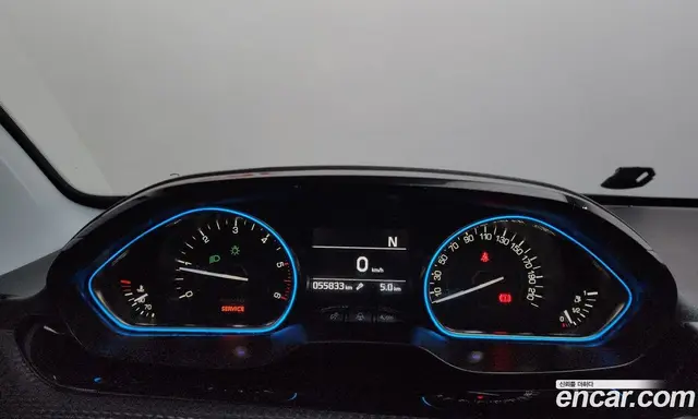 Peugeot 2008 2017 1.6 автомат (гидро), миниатюра 8