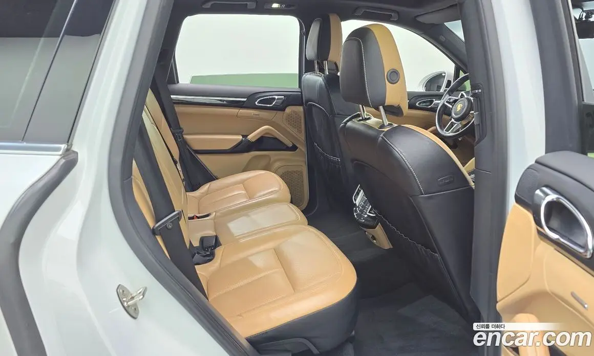 Porsche Cayenne 2016 3.6 автомат (гидро), фото 11