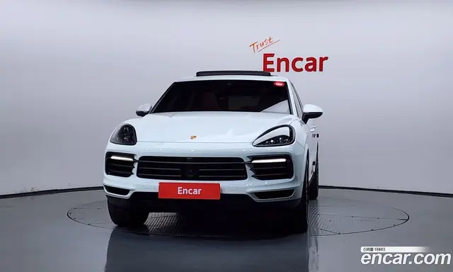 Porsche Cayenne 2022 3.0 автомат (гидро), миниатюра 3