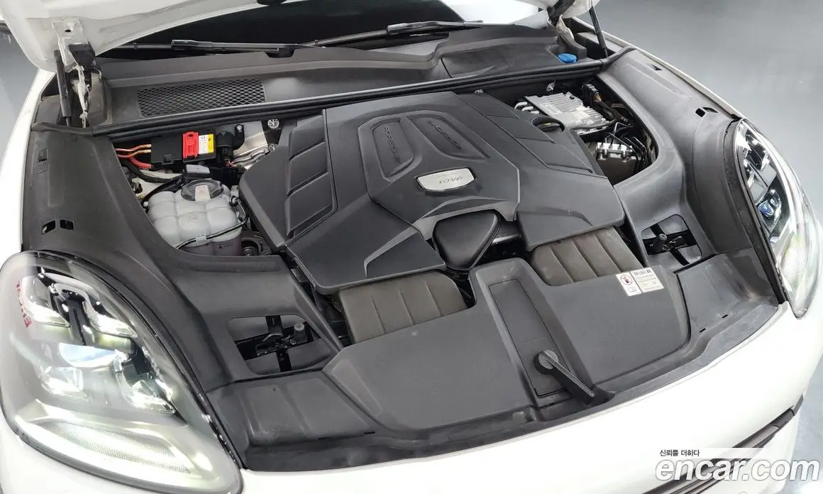 Porsche Cayenne 2022 3.0 автомат (гидро), фото 6
