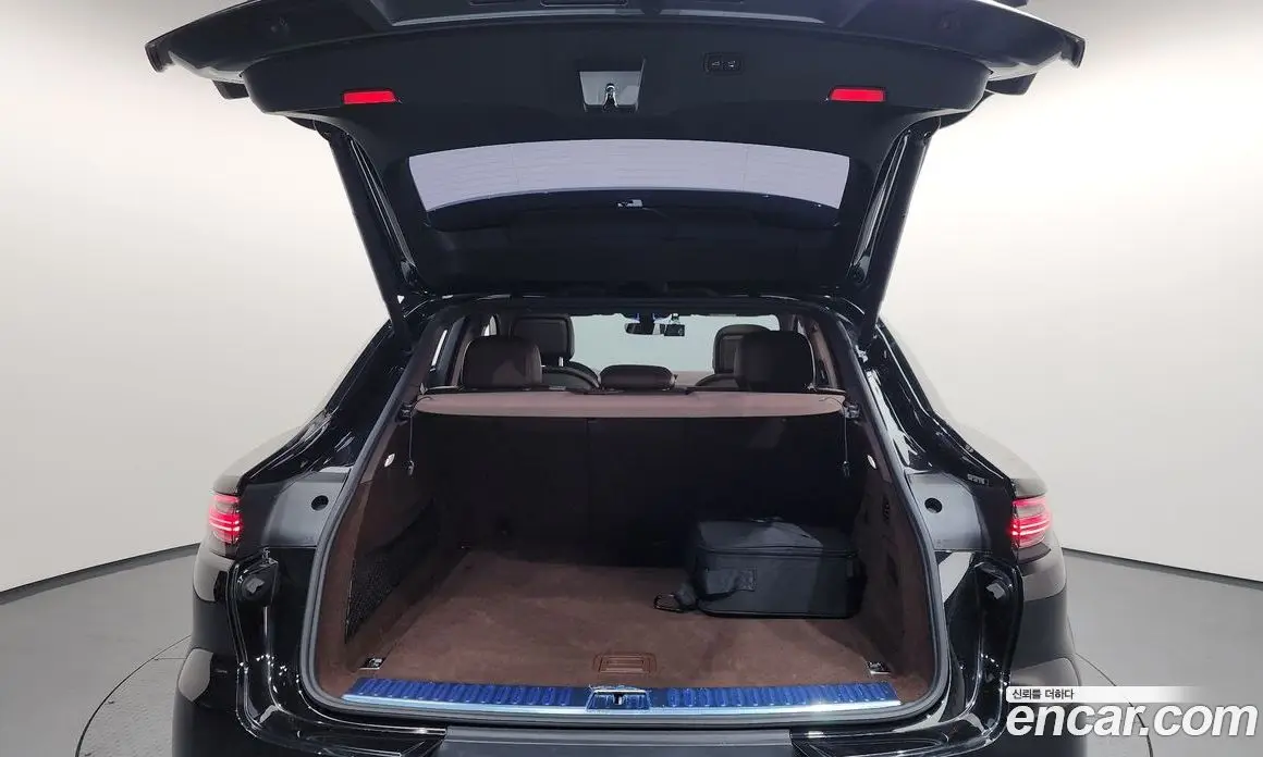 Porsche Cayenne 2023 3.0 автомат (гидро), фото 26