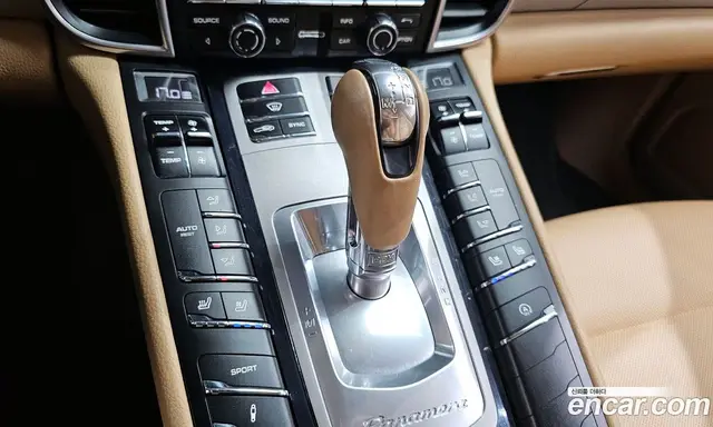 Porsche Panamera 2016 3.6 автомат (гидро), миниатюра 9