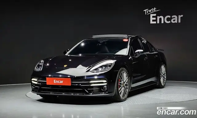 Porsche Panamera, 2022, 27 331 км
