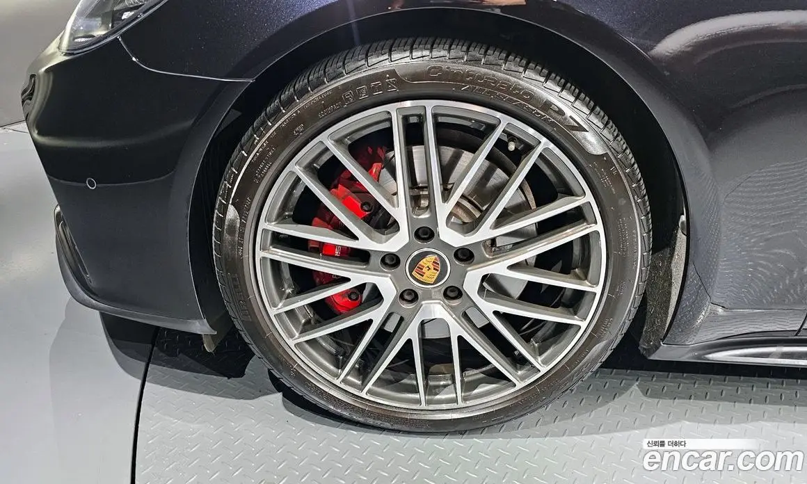 Porsche Panamera 2022 4.0 автомат (гидро), фото 5