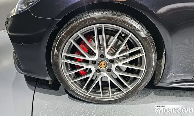 Porsche Panamera 2022 4.0 автомат (гидро), миниатюра 5