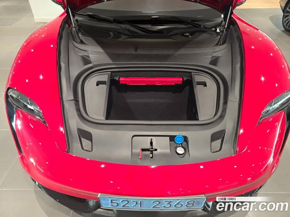 Porsche Taycan 2021 3.0 автомат (гидро), фото 6