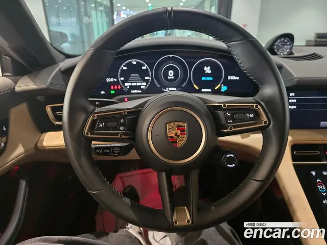 Porsche Taycan 2021 3.0 автомат (гидро), миниатюра 8