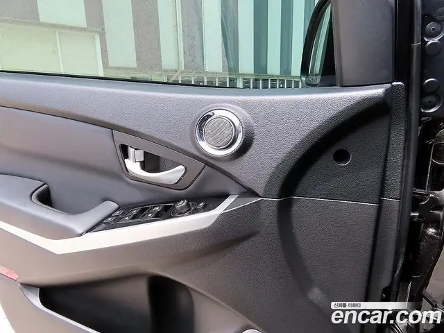 SsangYong Korando 2016 2.2 автомат (гидро), миниатюра 11