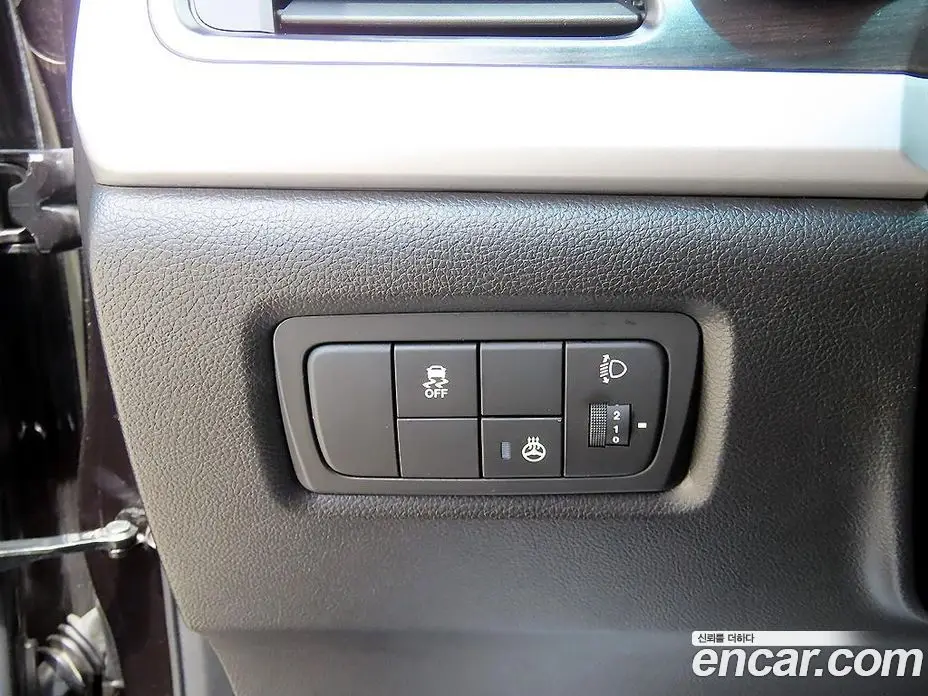 SsangYong Korando 2016 2.2 автомат (гидро), фото 12