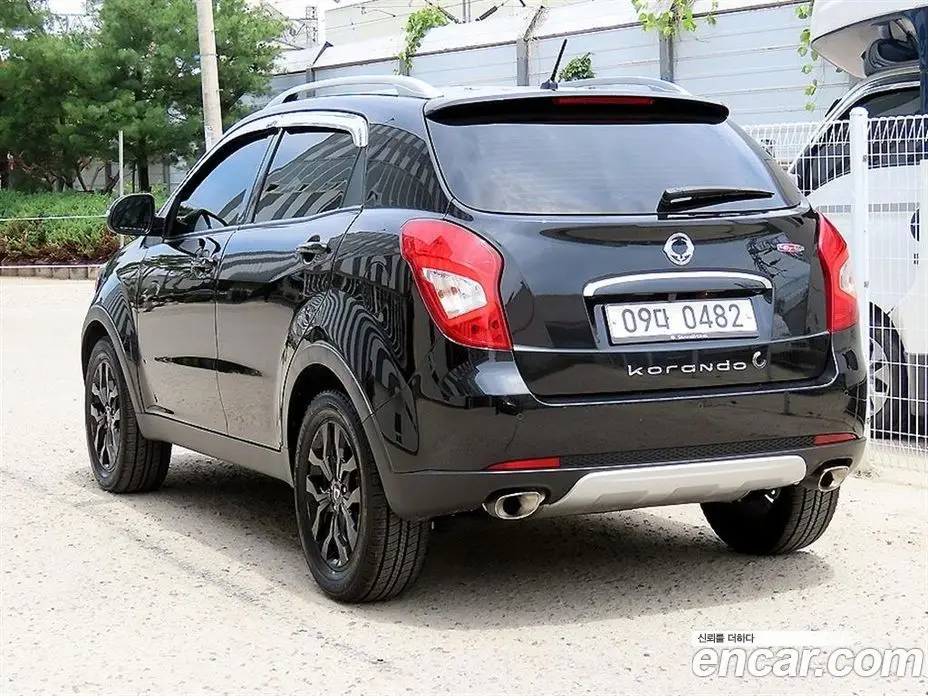 SsangYong Korando 2016 2.2 автомат (гидро), фото 3