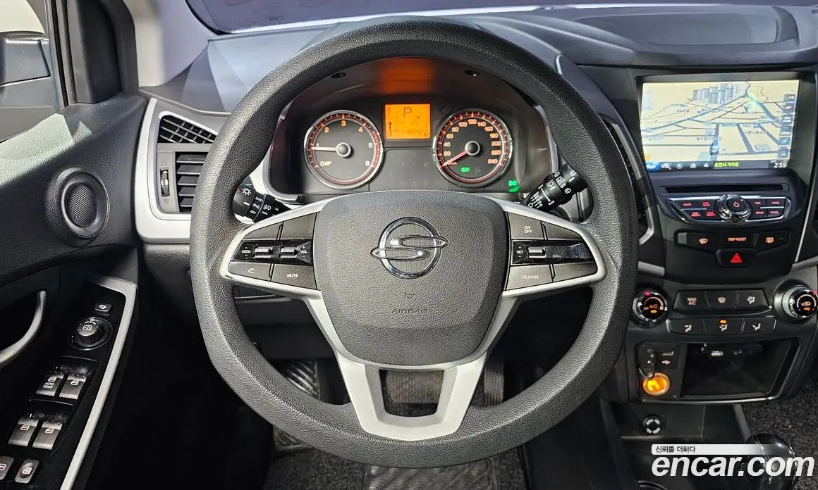 SsangYong Korando 2017 2.2 автомат (гидро), фото 24