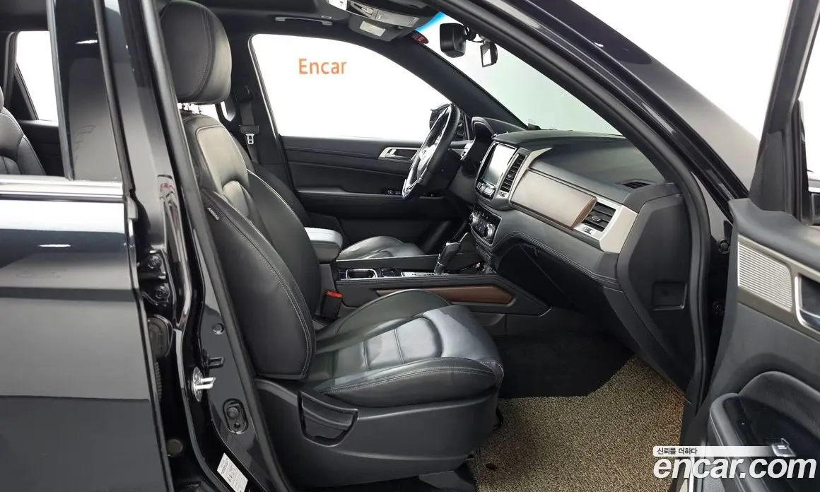 SsangYong Rexton 2018 2.2 автомат (гидро), фото 16